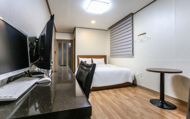 جانجنيونج Hyundai Motel المظهر الخارجي الصورة