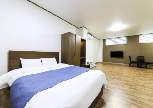 جانجنيونج Hyundai Motel المظهر الخارجي الصورة